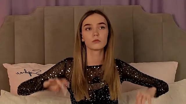 NikkiRyx online show from 04.19.26