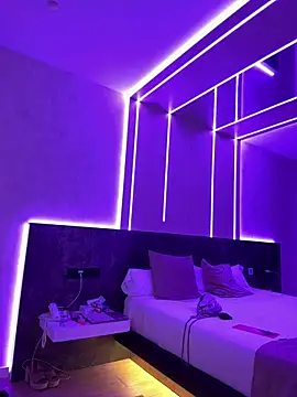 MelaFoxx online show from 03.29.26