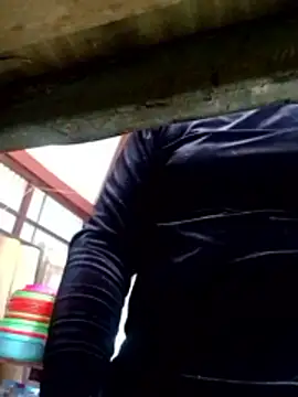 YIYI-502 online show from 02.05.26