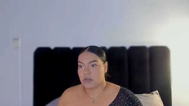 Amaranoir- online show from 04.09.26