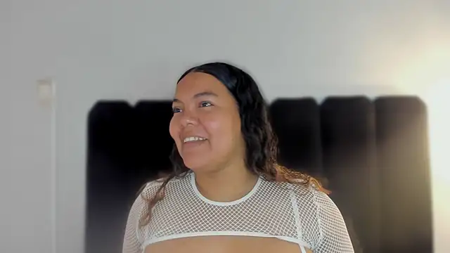 Amaranoir- online show from 04.12.26