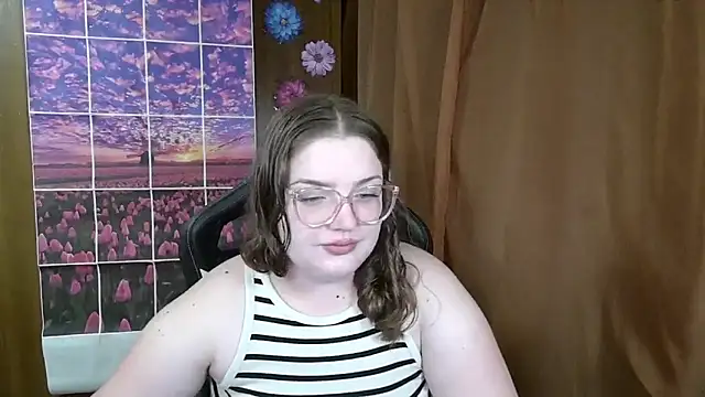 Snapshot of Teasing_Dora chatting on 06.30.26 Teasing Dora online show from 06.30.26
