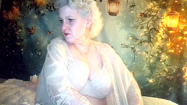 Blondie the librarian online show from 04.11.26