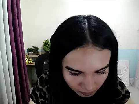Snapshot of devine_goddess chatting on 06.19.26 devine goddess online show from 06.19.26