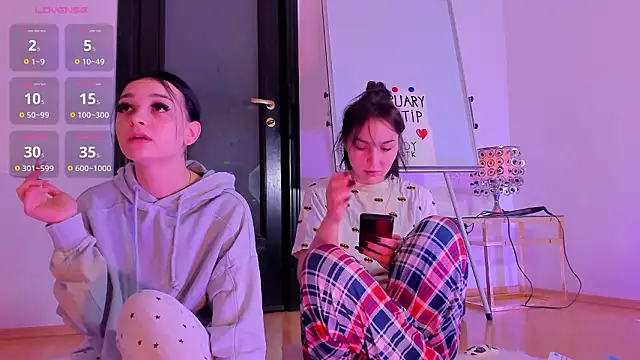 Snapshot of Peanaughty chatting on 02.27.26 Peanaughty online show from 02.27.26