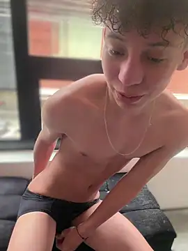 Snapshot of yoursexyjose chatting on 03.27.26 yoursexyjose online show from 03.27.26