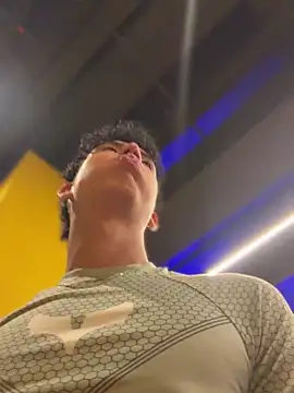 Snapshot of yoursexyjose chatting on 05.29.26 yoursexyjose online show from 05.29.26