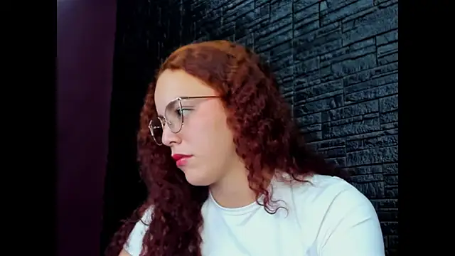 Miss Dior2 online show from 04.01.26