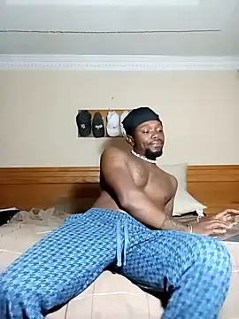 Snapshot of -HIIM- chatting on 02.18.26 -HIIM- online show from 02.18.26