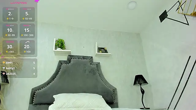 Snapshot of KarelyMitchel chatting on 01.31.26 KarelyMitchel online show from 01.31.26