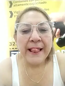 Snapshot of JULIETA_21- chatting on 03.22.26 JULIETA 21- online show from 03.22.26