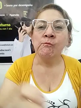 Snapshot of JULIETA_21- chatting on 05.23.26 JULIETA 21- online show from 05.23.26