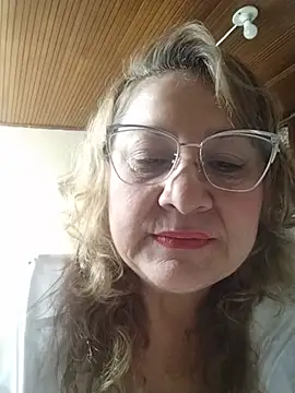 Snapshot of JULIETA_21- chatting on 07.04.26 JULIETA 21- online show from 07.04.26