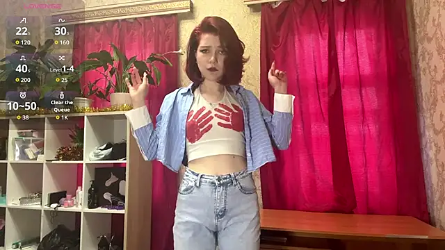 LaurynGeisinger online show from 02.22.26