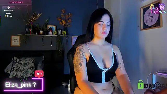 Snapshot of eliza_pink24 chatting on 04.15.26 eliza pink24 online show from 04.15.26