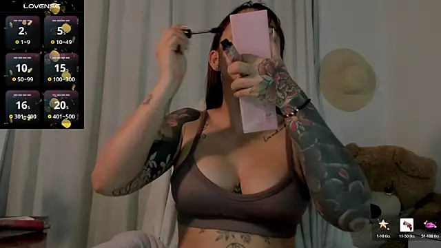 Victoria-swan online show from 04.04.26