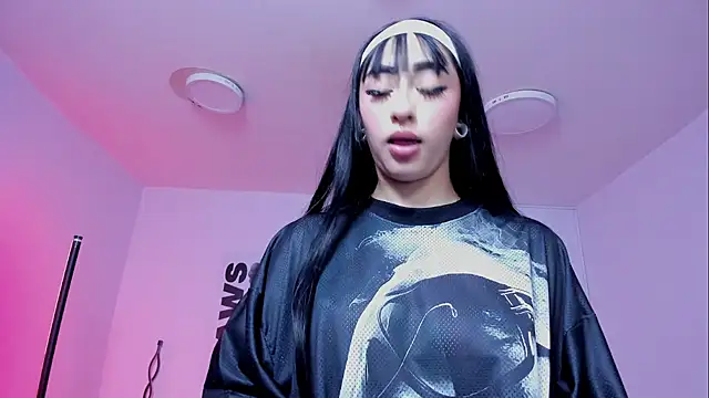 Snapshot of Maddie_Rosee chatting on 02.24.26 Maddie Rosee online show from 02.24.26