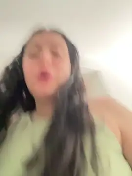 lolaaculaa online show from 03.31.26