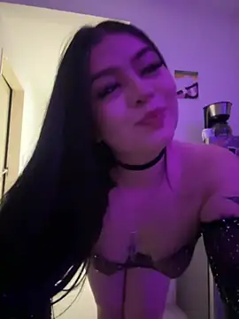 Snapshot of lolaaculaa chatting on 05.15.26 lolaaculaa online show from 05.15.26