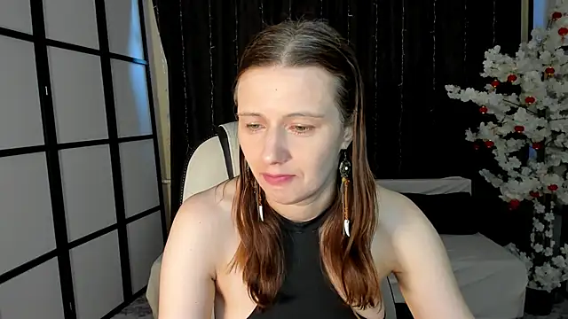 Snapshot of Kathrine_Meyer chatting on 04.27.26 Kathrine Meyer online show from 04.27.26
