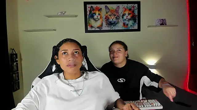 meredit cris23 online show from 03.04.26