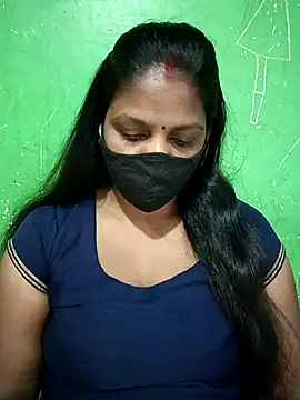 Snapshot of Parul-009 chatting on 04.24.26 Parul-009 online show from 04.24.26