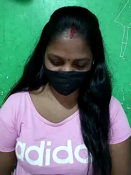 Snapshot of Parul-009 chatting on 04.26.26 Parul-009 online show from 04.26.26