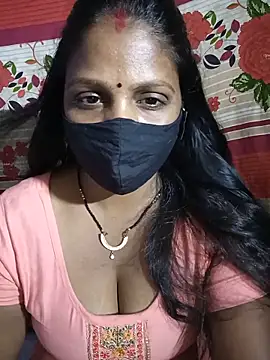 Snapshot of Parul-009 chatting on 05.13.26 Parul-009 online show from 05.13.26