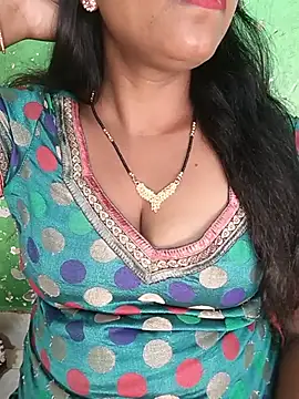 Snapshot of Parul-009 chatting on 05.16.26 Parul-009 online show from 05.16.26