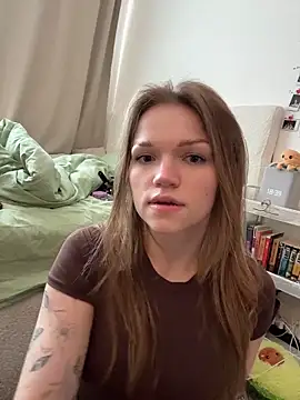 Snapshot of StreetSquirt chatting on 06.01.26 StreetSquirt online show from 06.01.26