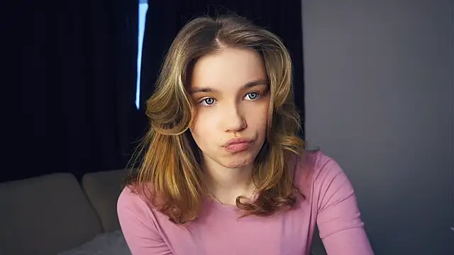 Snapshot of EarthaStinett chatting on 02.12.26 EarthaStinett online show from 02.12.26