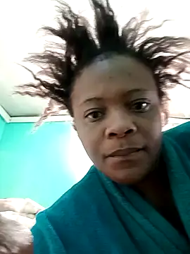 Snapshot of BBWQueenxx chatting on 05.18.26 BBWQueenxx online show from 05.18.26