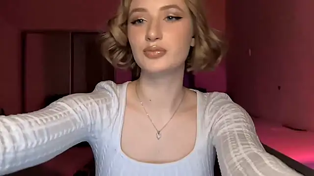 DeliciaBagnoli online show from 02.24.26