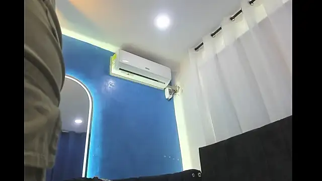 Becca hill  online show from 02.04.26