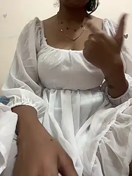 Snapshot of kavyababy00 chatting on 02.24.26 kavyababy00 online show from 02.24.26