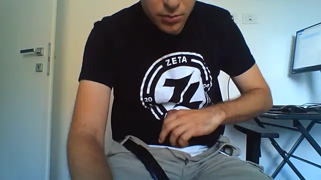 Snapshot of andre_italy chatting on 07.20.26 andre italy online show from 07.20.26