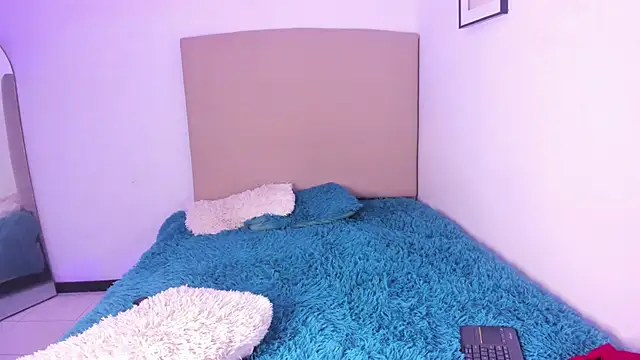 im tiffany  online show from 02.27.26