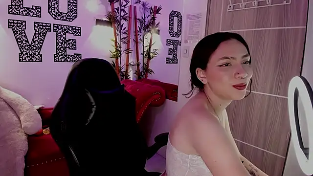 MOLY KILLER online show from 02.12.26