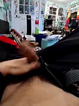 Snapshot of TrndSettr chatting on 02.08.26 TrndSettr online show from 02.08.26