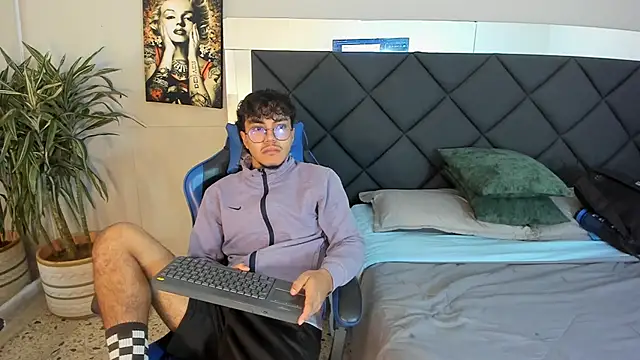 kai storn online show from 03.10.26