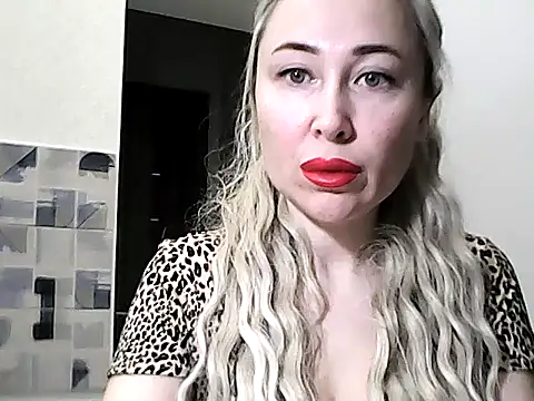 Snapshot of NanaGold2992 chatting on 02.23.26 NanaGold2992 online show from 02.23.26