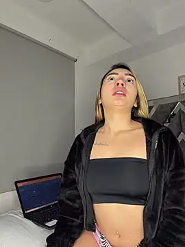 KimCollinss online show from 02.13.26