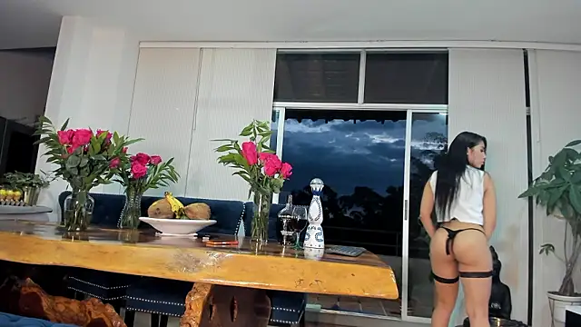 Snapshot of kamari_gaia chatting on 02.14.26 kamari gaia online show from 02.14.26