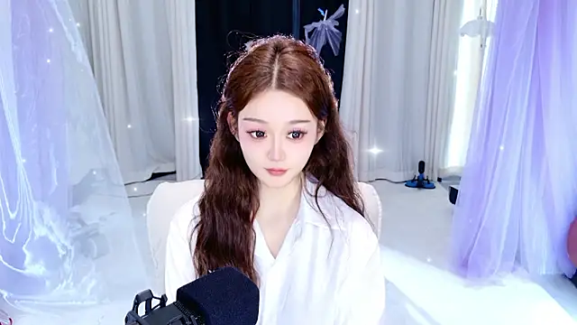 Dancer Lucky-Nini online show from 02.20.26