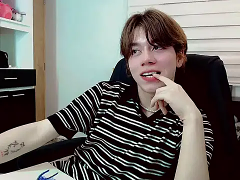 Snapshot of duvisex19 chatting on 04.05.26 duvisex19 online show from 04.05.26