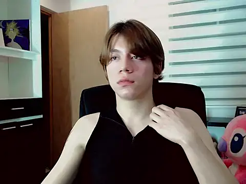 Snapshot of duvisex19 chatting on 04.15.26 duvisex19 online show from 04.15.26