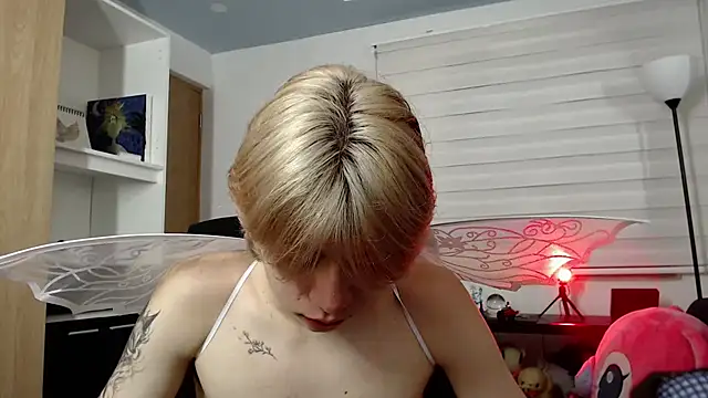 Snapshot of duvisex19 chatting on 05.20.26 duvisex19 online show from 05.20.26