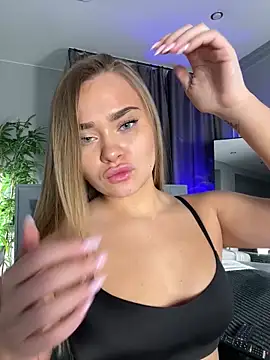 MonicaWestt online show from 03.01.26