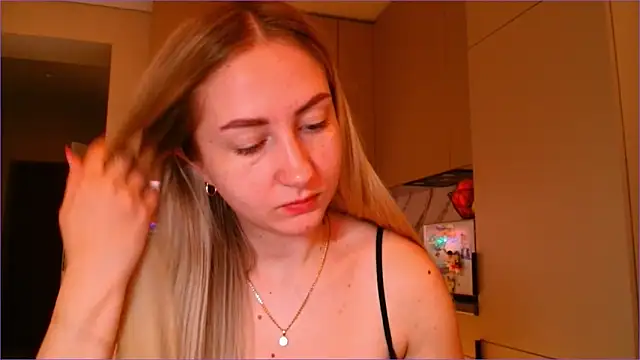 BluueSilk online show from 02.16.26