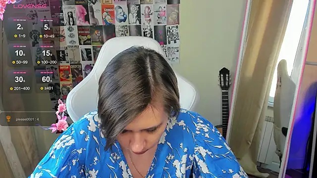 Scarlet Sirenn online show from 02.19.26